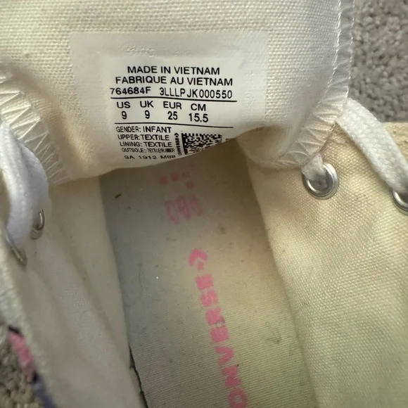 Converse Kids’ Chuck Taylor All Star High Top Sneaker, 9M, White / Unicorn - Picture 7 of 8